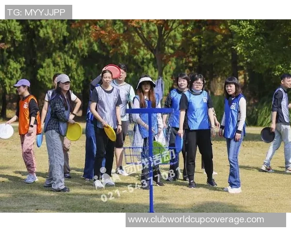 南京飞盘队与广州飞盘队赛后复盘团队协作的精彩瞬间与经验分享